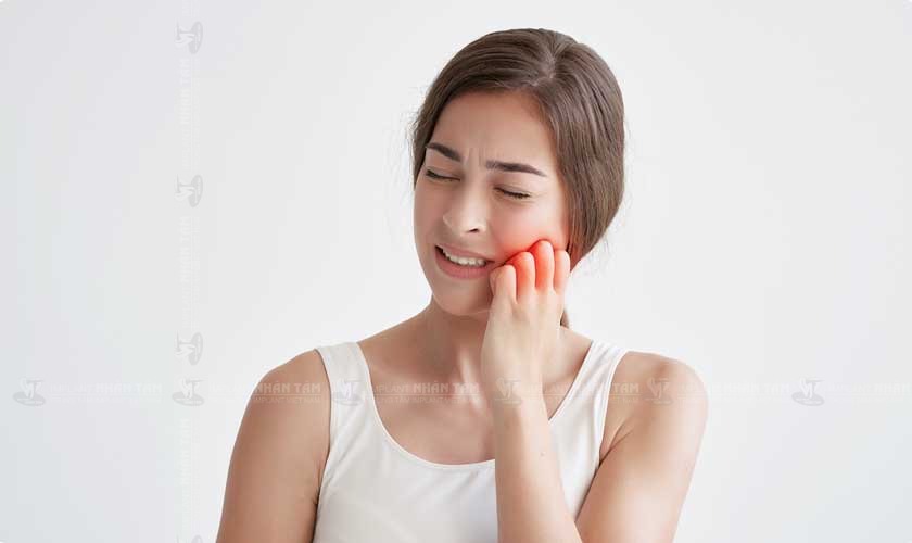 Panadol chỉ có tác dụng giảm đau răng tạm thời, cơn đau có thể tái diễn nếu thuốc hết tác dụng