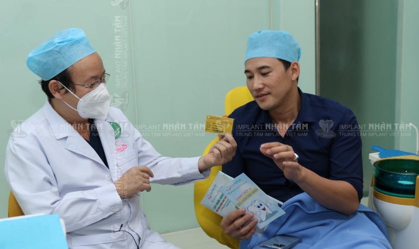 Trung tâm Implant Việt Nam cam kết bảo hành lâu dài cho mọi khách hàng