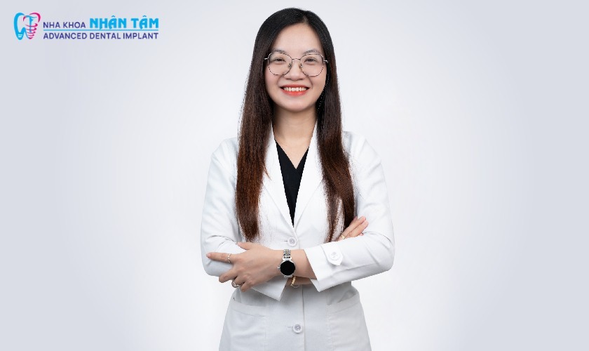 Bác sĩ Bùi Lê Mỹ Hạnh – Tận tâm kiến tạo nụ cười tự nhiên