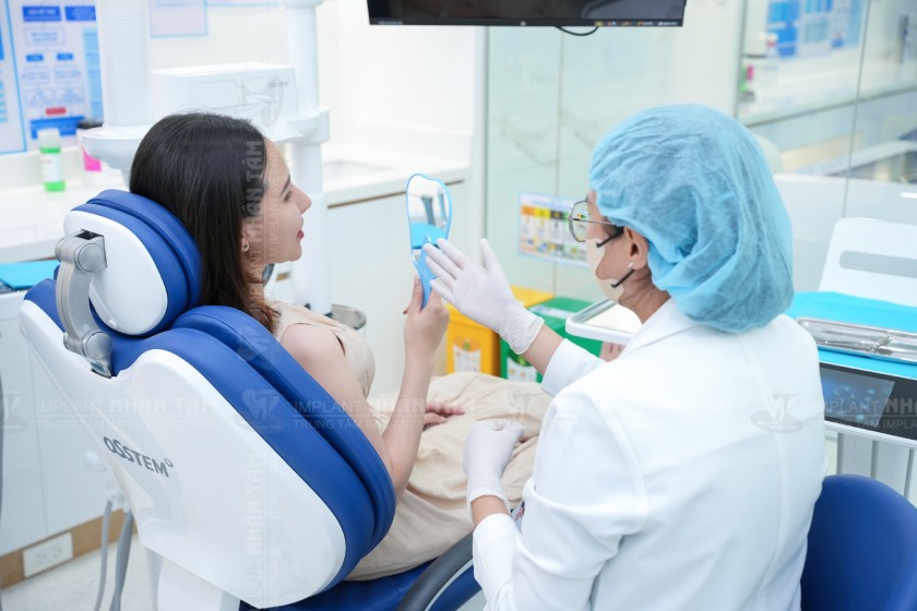 Không gian điều trị hiện đại tại Nha khoa Nhân Tâm – nơi Bác sĩ Kim Ngân đang công tác Không gian điều trị hiện đại tại Nha khoa Nhân Tâm – nơi Bác sĩ Kim Ngân đang công tác