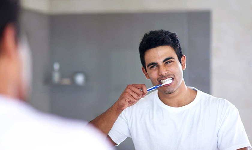 Hoạt động chăm sóc răng miệng là yếu tố quyết định cấy ghép Implant có thành công hoàn toàn không