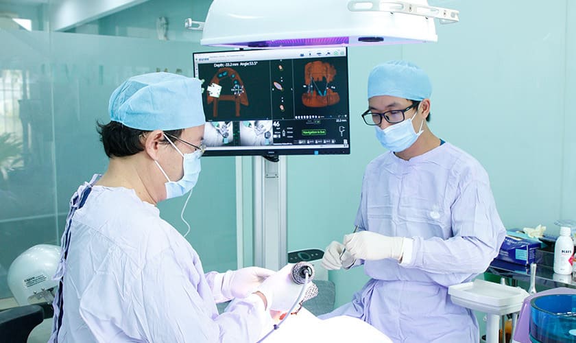 Mất răng bao lâu thì trồng implant?