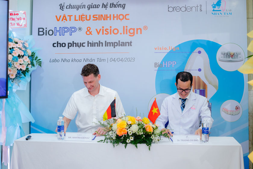 Trung tâm Implant Việt Nam ứng dụng vật liệu sườn sinh học BioHPP, hứa hẹn mang lại nhiều lợi ích vượt trội trong điều trị phục hình răng