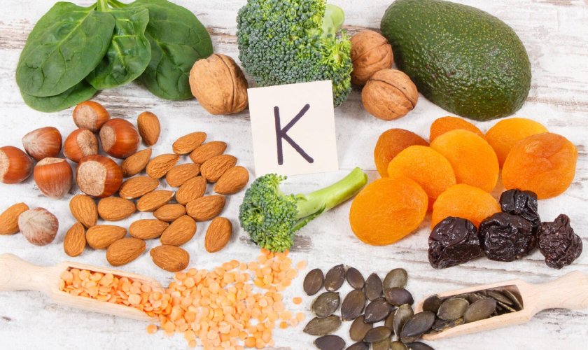 Cần bổ sung vitamin K vào các bữa ăn hàng ngày