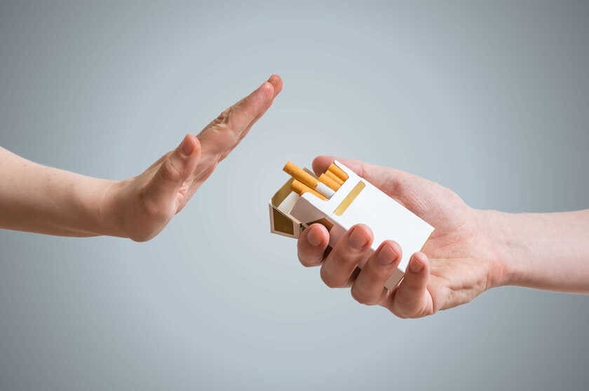 Trong thuốc lá có chứa khí carbon monoxide ảnh hưởng xấu đến quá trình lành thương