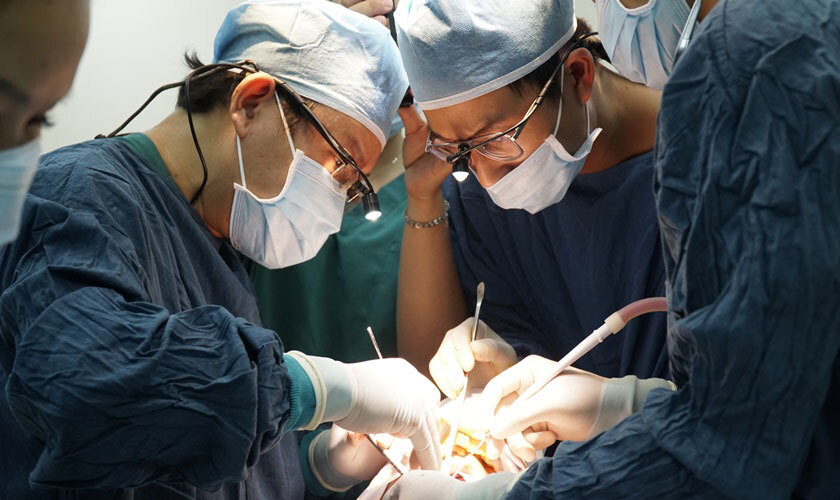 Bác sĩ đóng vai trò rất quan trọng trong tỷ lệ thành công của ca cấy ghép implant