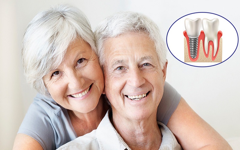 Trồng răng Implant cho người cao tuổi có nguy hiểm không?