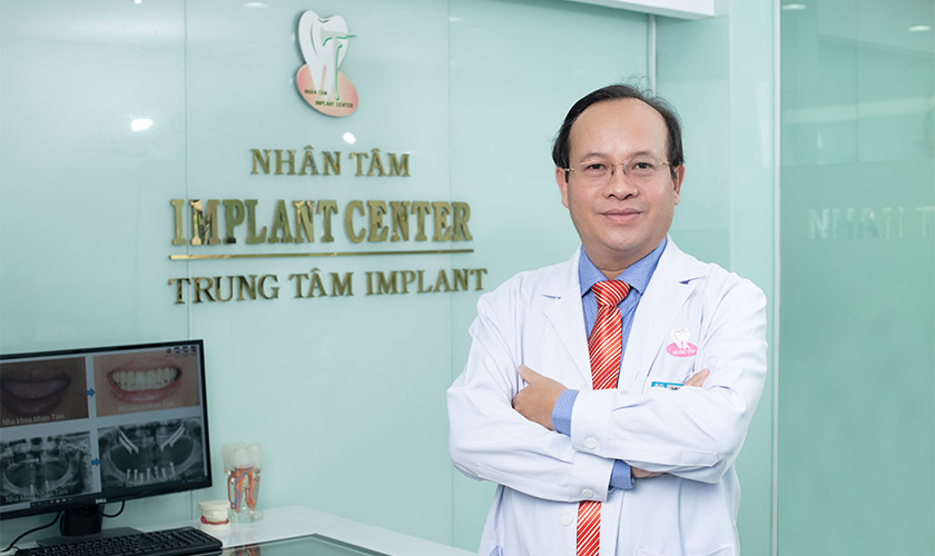 Tiến sĩ, Bác sĩ Võ Văn Nhân – Giám đốc trung tâm Implant Nhân Tâm, chuyên gia đầu ngành trong lĩnh vực Implant
