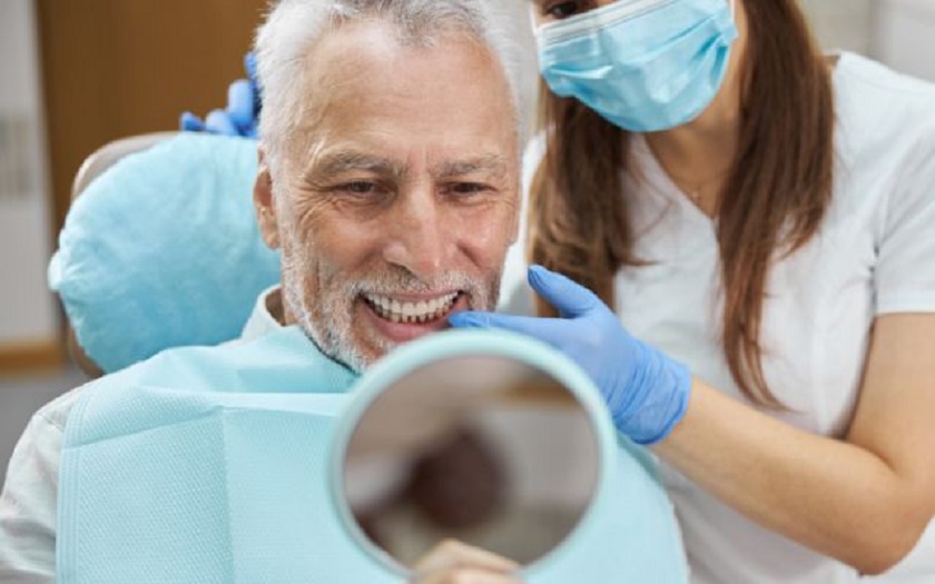 Người mất răng lâu năm vẫn có thể trồng răng Implant và đạt kết quả cao