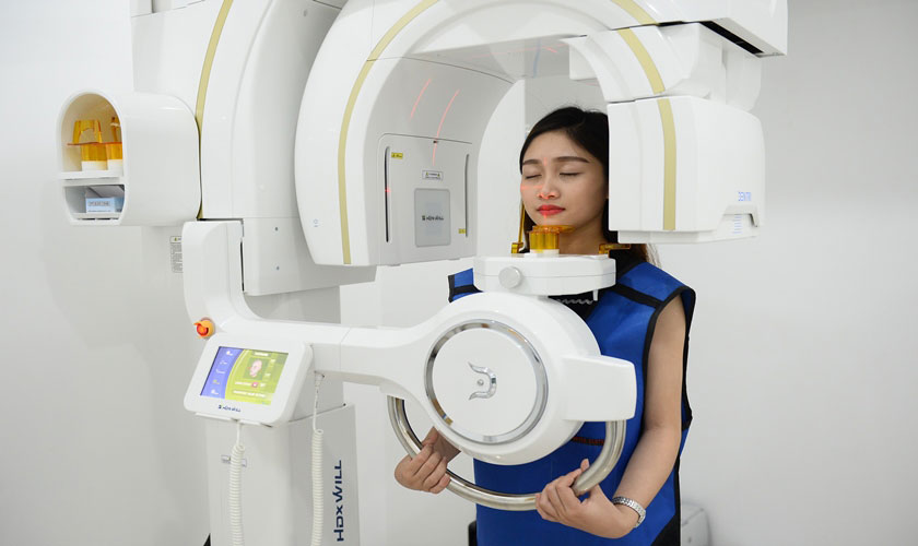 Chụp X – quang CT Cone Beam giúp bác sĩ đánh giá chính xác tình trạng của khách hàng