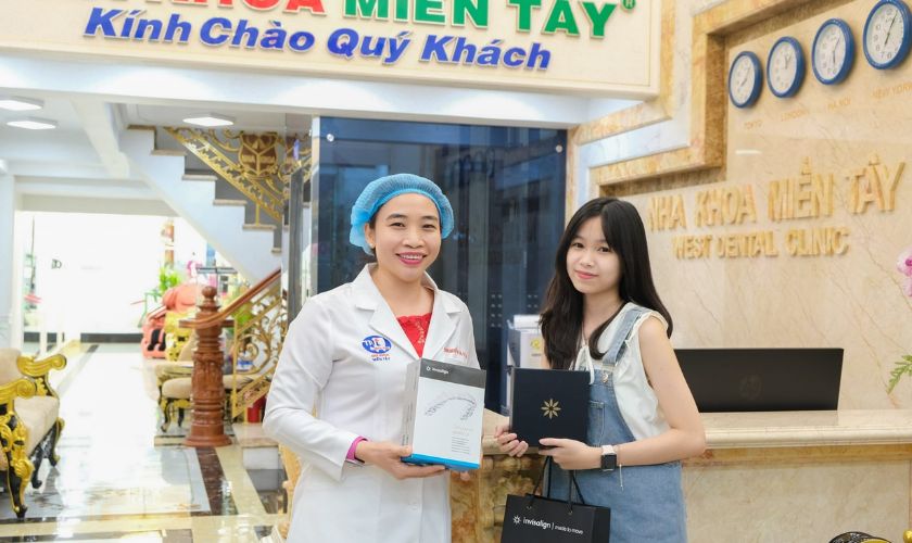 Đội ngũ tư vấn viên tại nha khoa miền Tây chuyên nghiệp