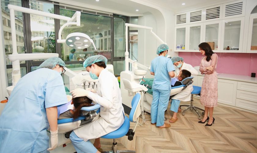 Nha khoa Thẩm mỹ Quốc tế Dentist