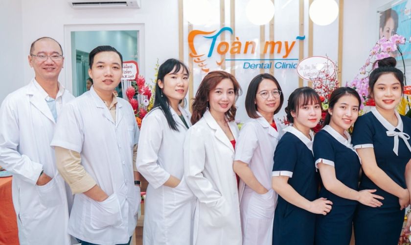 Bác sĩ tại nha khoa Toàn Mỹ có tay nghề cao và chuyên nghiệp