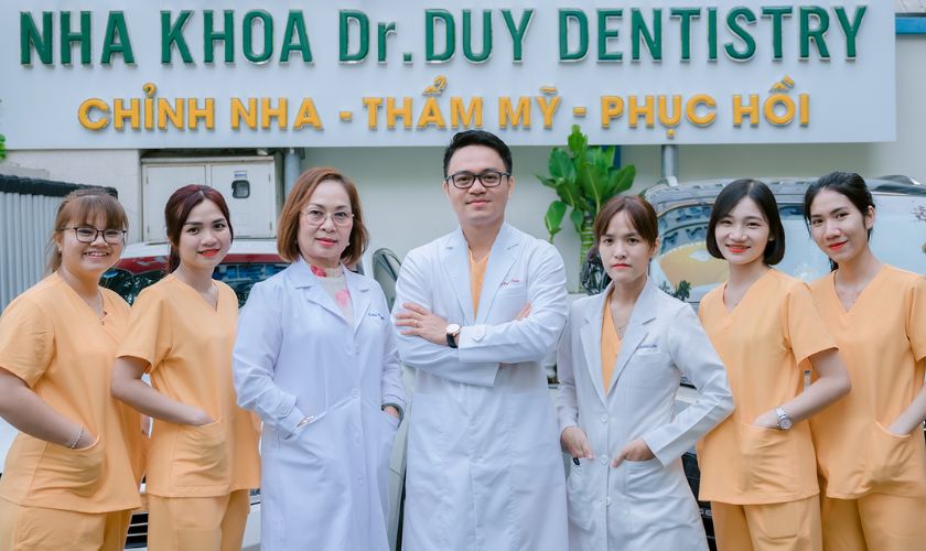 Các bác sĩ tại nha khoa Dr. DUY có nhiều năm kinh nghiệm