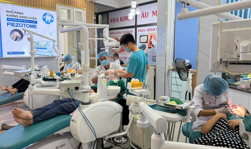 Nha khoa Âu Mỹ Á Nha khoa Âu Mỹ Á