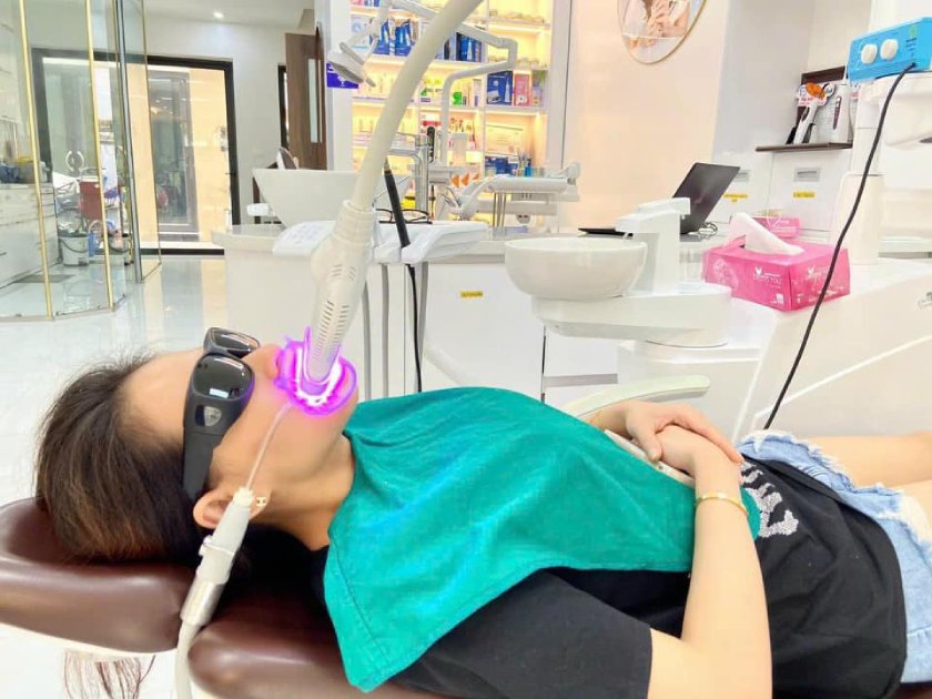 DeNha Khoa Thẩm Mỹ Ngọc Anh đầu tư nhiều công nghệ tiên tiếnscription
