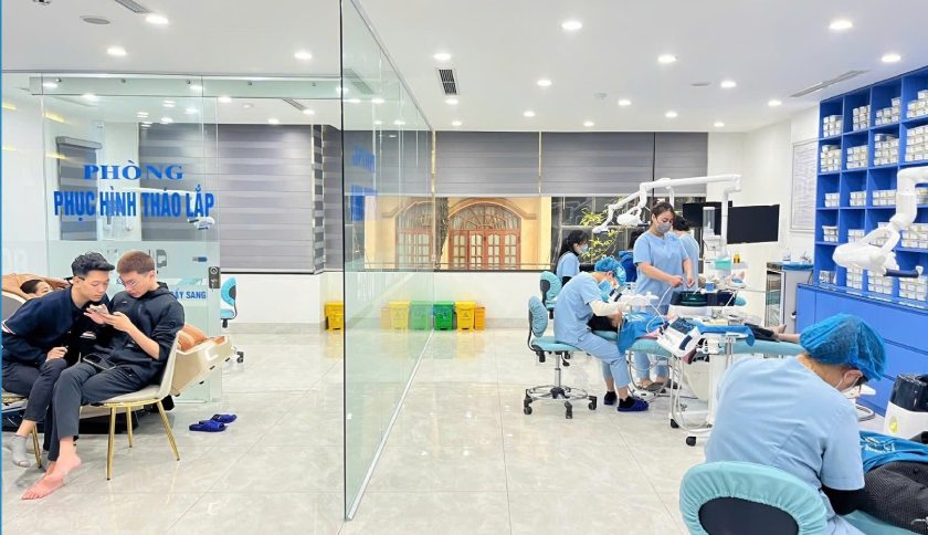 Nha Khoa Quốc Tế Việt Pháp là địa chỉ nha khoa uy tín được nhiều khách hàng tại TP. Hạ Long - Quảng Ninh lựa chọn