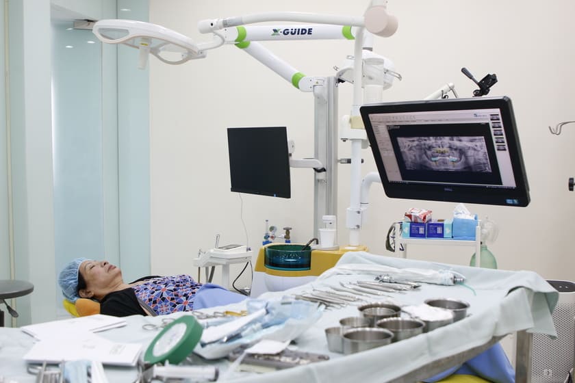 Công nghệ và trang thiết bị hiện đại giúp đẩy nhanh quá trình cấy ghép implant