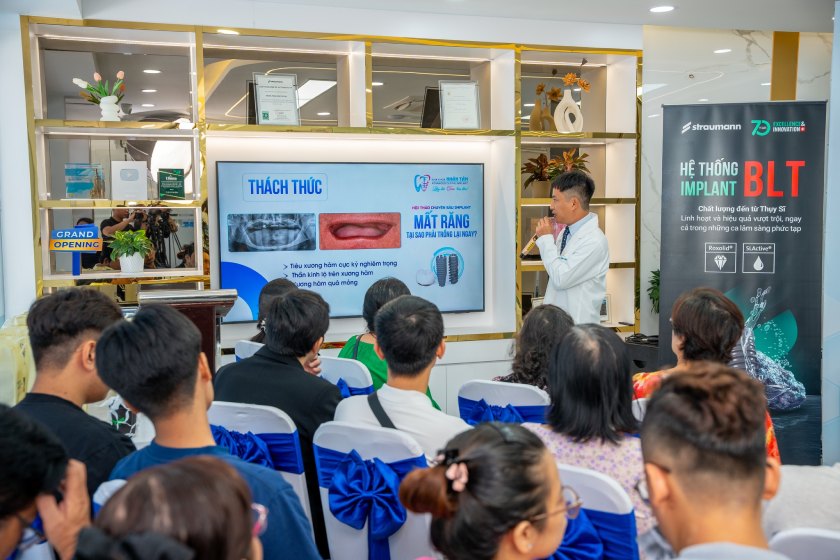ThS.BS Tạ Đông Quân chia sẻ tại Workshop ThS.BS Tạ Đông Quân chia sẻ tại Workshop
