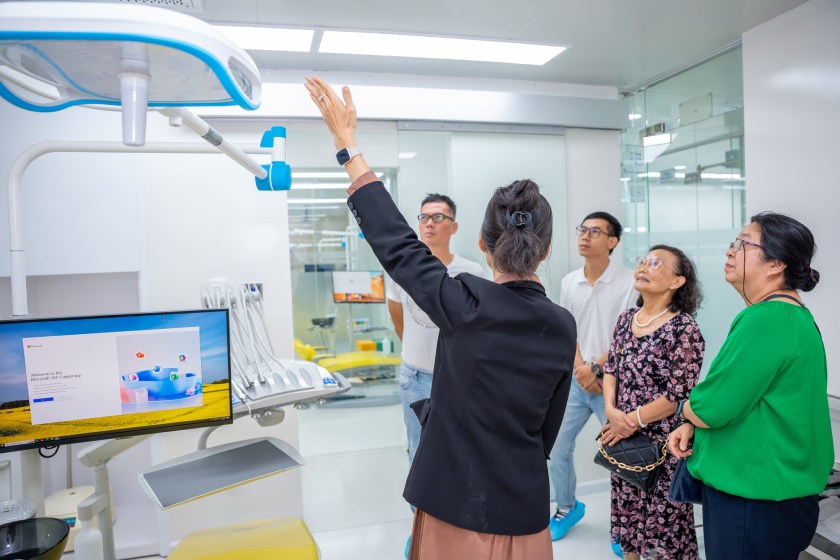 Giới thiệu cho khách hàng các công nghệ tiên tiến đang được ứng dụng tại Nha khoa Nhân Tâm Giới thiệu cho khách hàng các công nghệ tiên tiến đang được ứng dụng tại Nha khoa Nhân Tâm