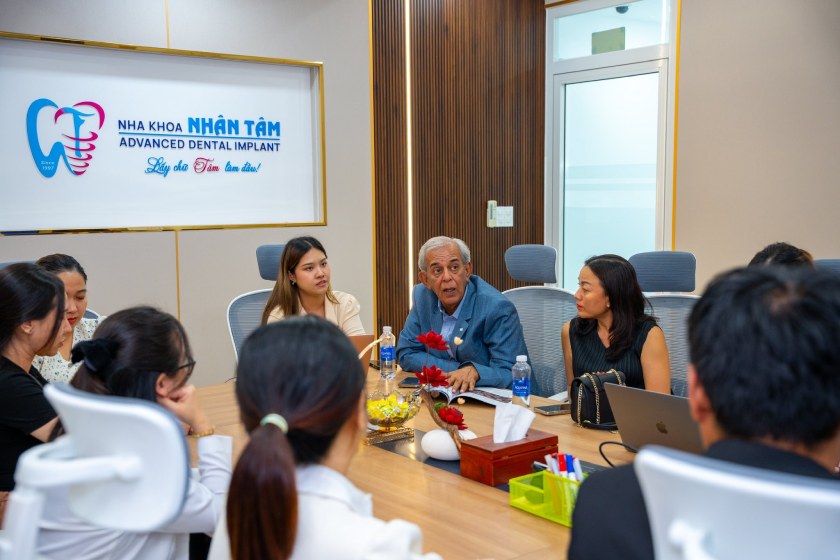 Trao đổi chuyên môn giữa Nha khoa Nhân Tâm và đoàn chuyên gia quốc tế Trao đổi chuyên môn giữa Nha khoa Nhân Tâm và đoàn chuyên gia quốc tế