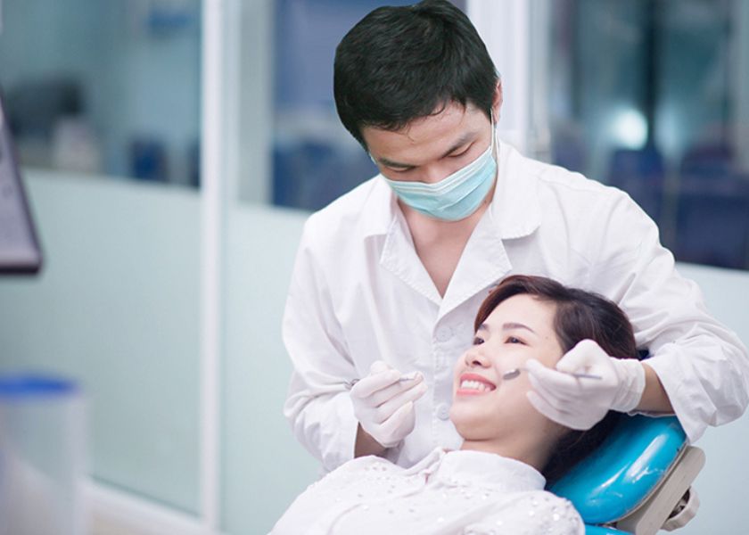 Ca cấy ghép răng Implant được thực hiện bởi các bác sĩ có chuyên môn cao