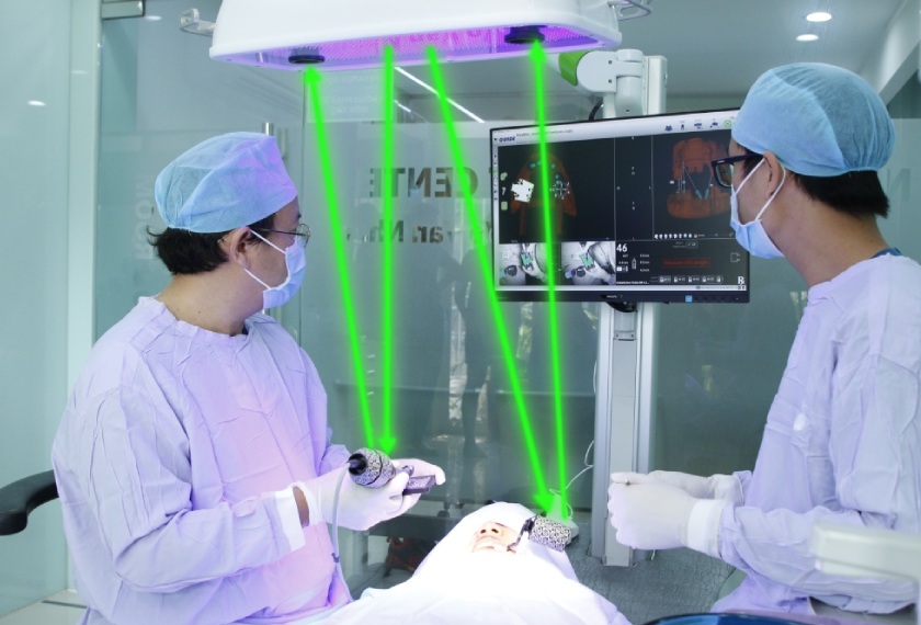 Trang thiết bị máy móc thực hiện cấy ghép implant chất lượng