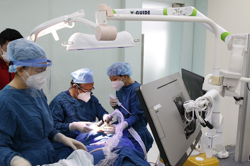 Ứng dụng robot định vị trong cấy ghép răng Implant tại Nha khoa Nhân Tâm