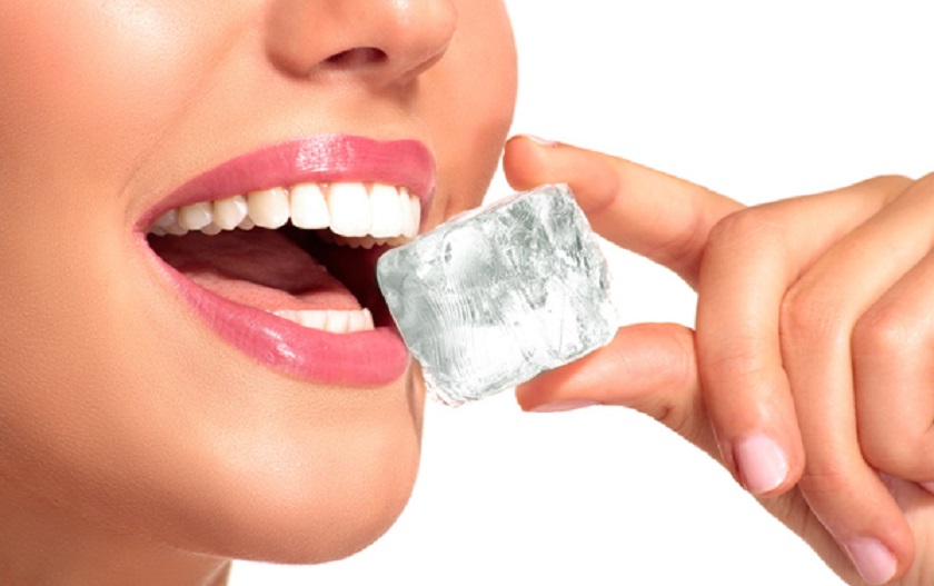 Loại bỏ các thói quen xấu làm lung lay răng Implant