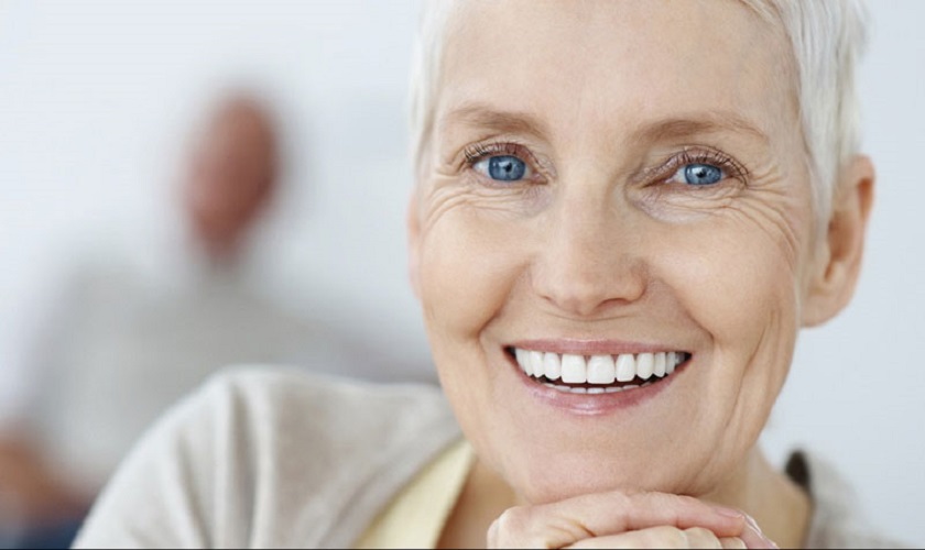 Trồng răng Implant cho người già – Giải pháp phục hồi răng